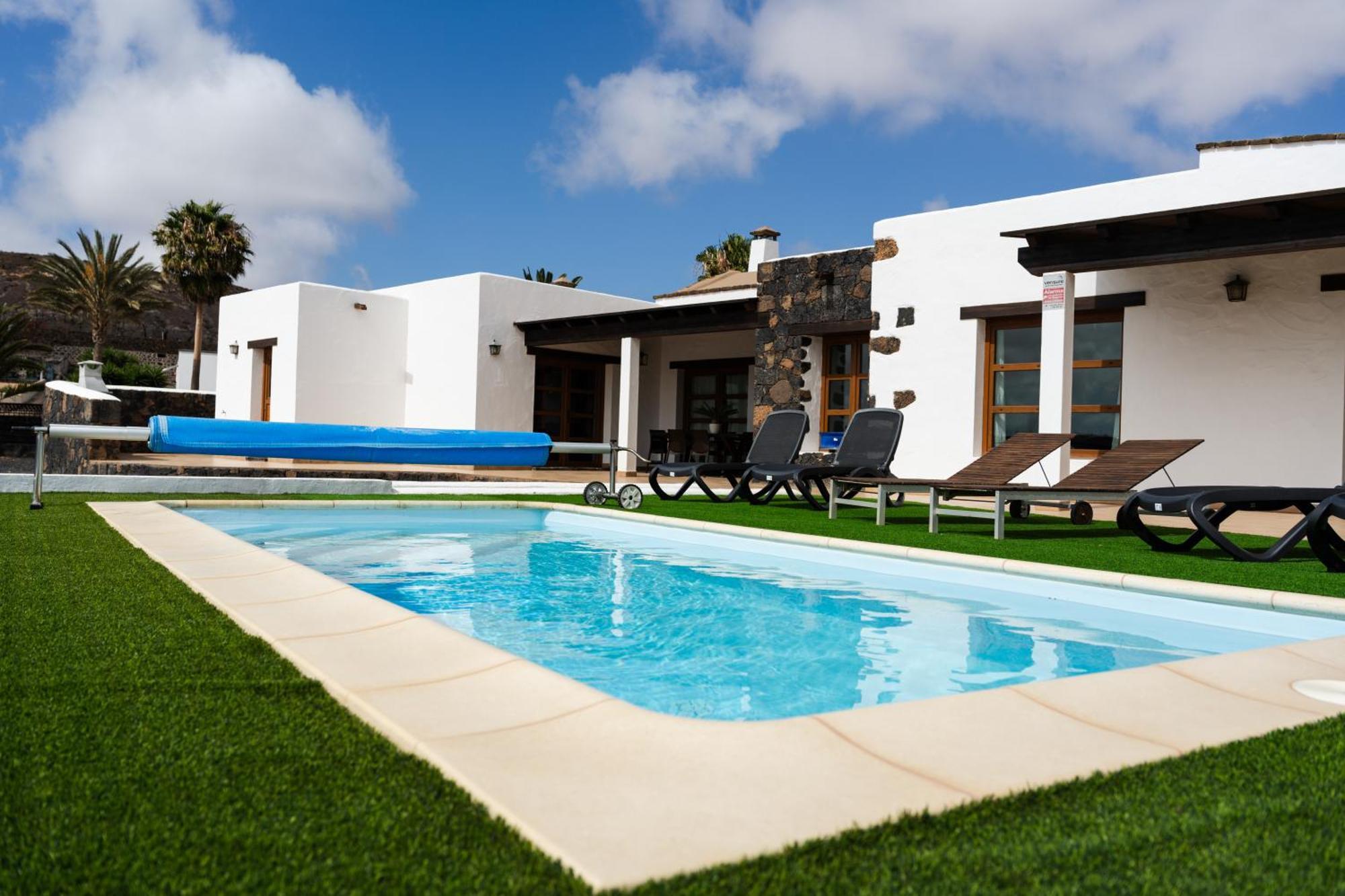 Villa Volcan2 Rural Private Pool La Oliva By Holidays Home Exteriör bild